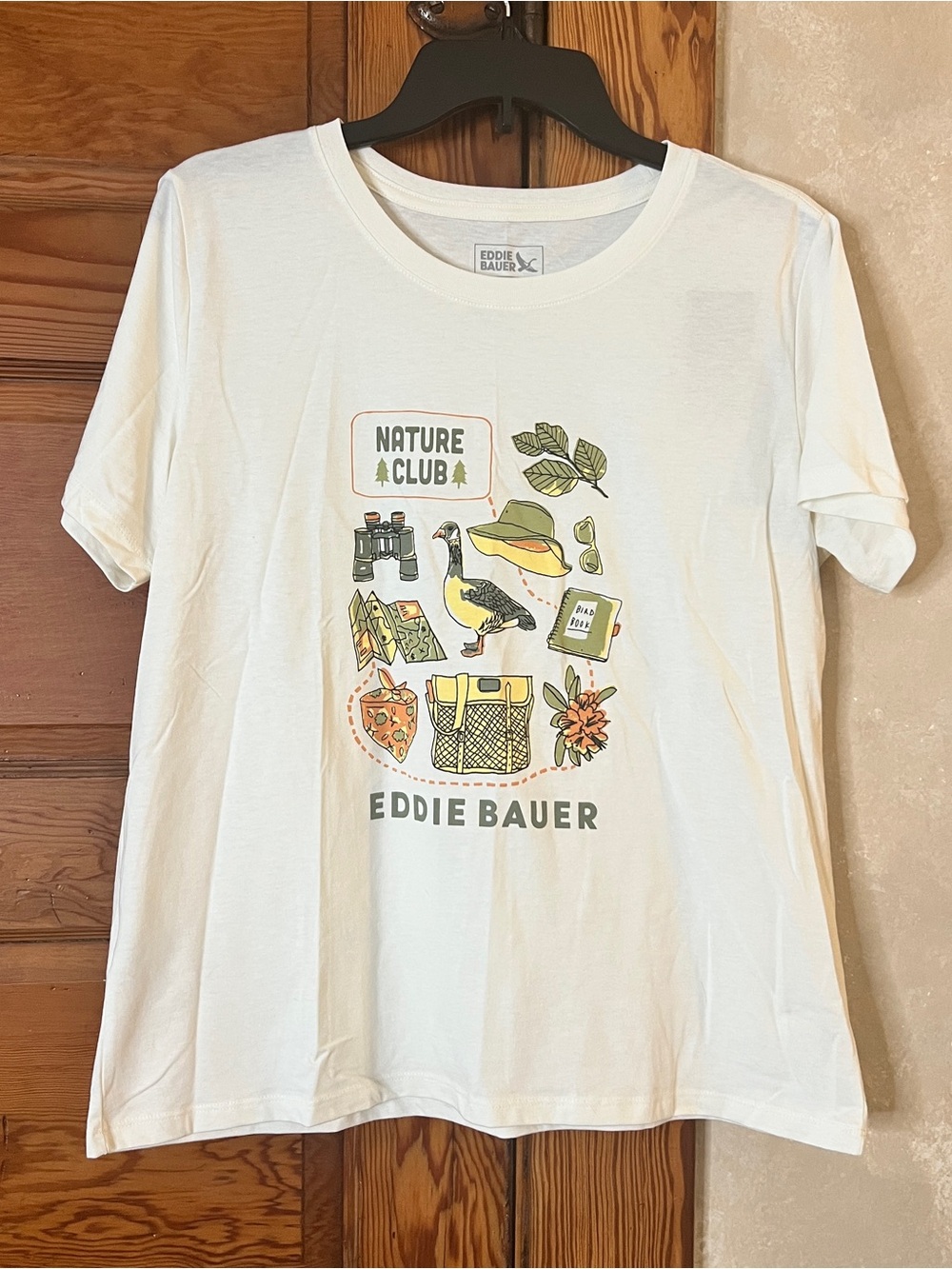 Eddie Bauer NWT Nature Lovers Outdoorsy Camping Graphic T-Shirt Women’s Large